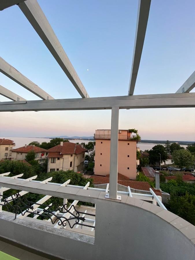 Отель Lilia 2 Hotel Приморско