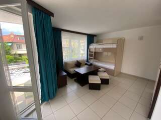 Отель Lilia 2 Hotel Приморско Семейный номер-студио-4